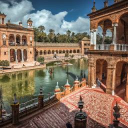 Palacio de Valle erstrahlt in vollem Glanz: Aufgenommen mit einem Weitwinkelobjektiv direkt vor dieser atemberaubenden Sehenswürdigkeit in Cienfuegos